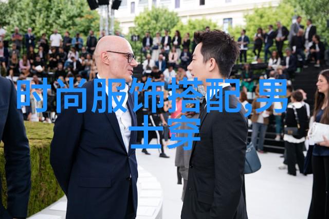 春夏之交的时尚风潮女士套装的新篇章