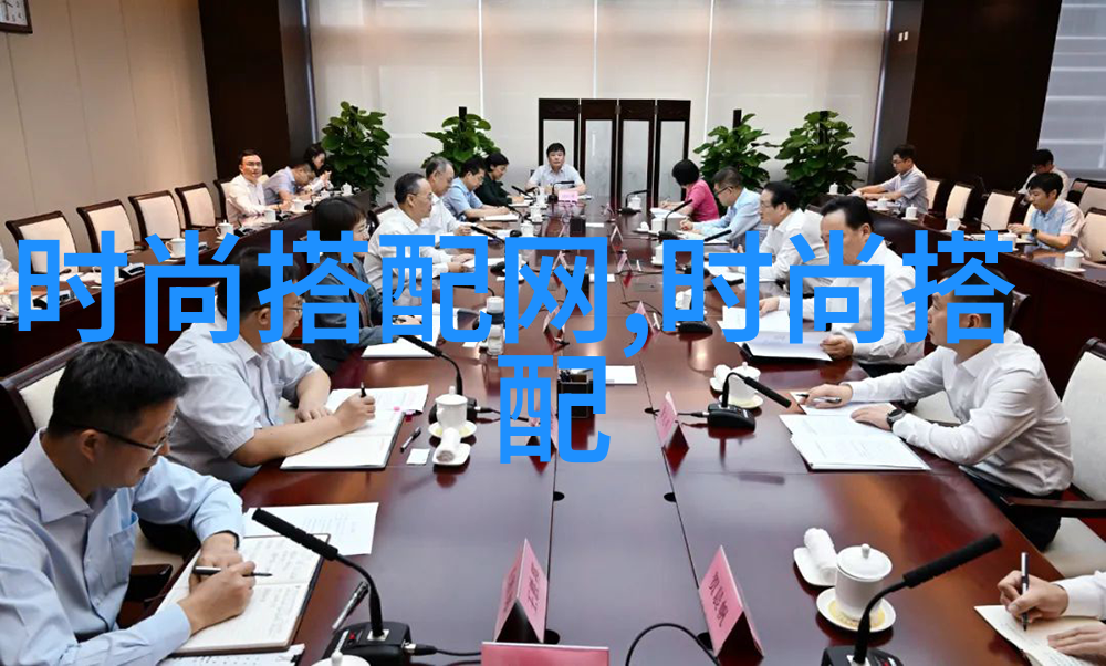 古典美女的发型魅力探索班婳同款风格的复兴