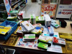 蹲点“疫”线丨热门药品难买 止咳药