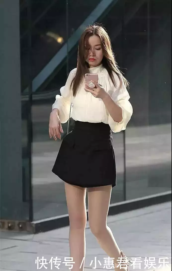街拍搭配时尚的衣服_时尚搭配街拍_街拍搭配图/