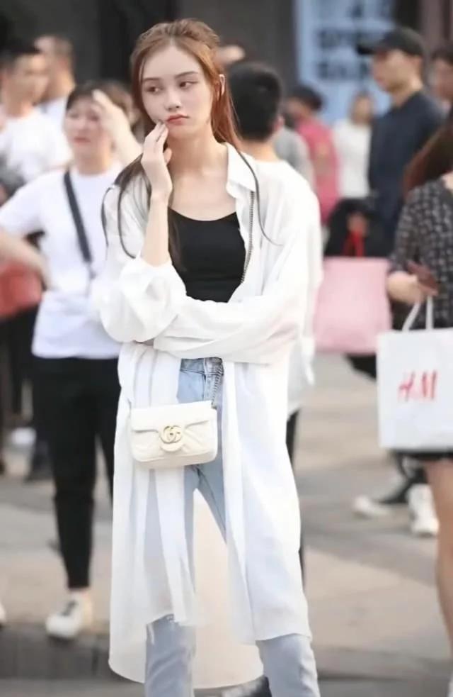 街拍搭配时尚图片_街拍搭配图_时尚搭配街拍/