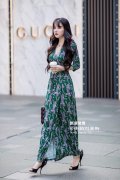 四月天街拍衣品好的漂亮小姐姐