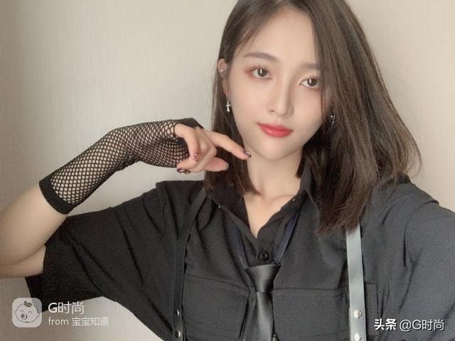时尚搭配街拍_街拍搭配时尚女装_街拍时尚穿搭/