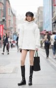 时尚博主街拍冬季毛衣搭配美女
