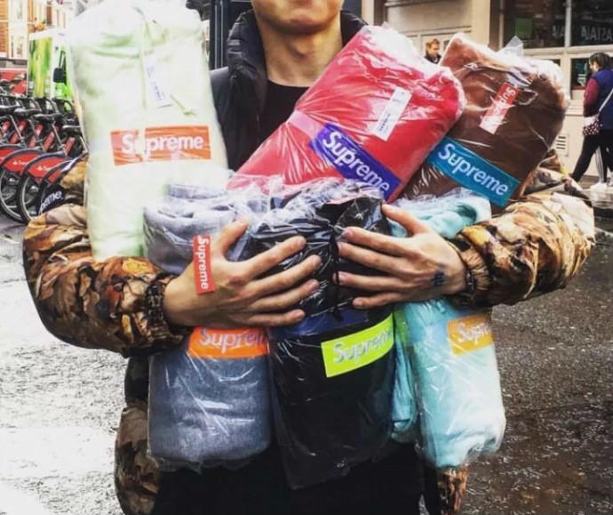 热门街拍品单在哪里看_汇总街拍_热门单品街拍/