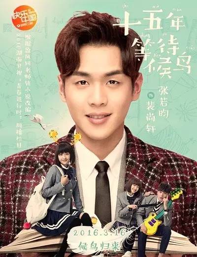 街拍牛仔裤美女穿搭2018夏_明星穿搭街拍_明星街拍穿搭图片/