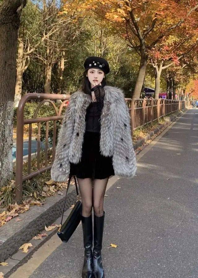 周迅街拍穿搭图片裙子_欧美达人街拍穿搭示范_明星穿搭街拍/
