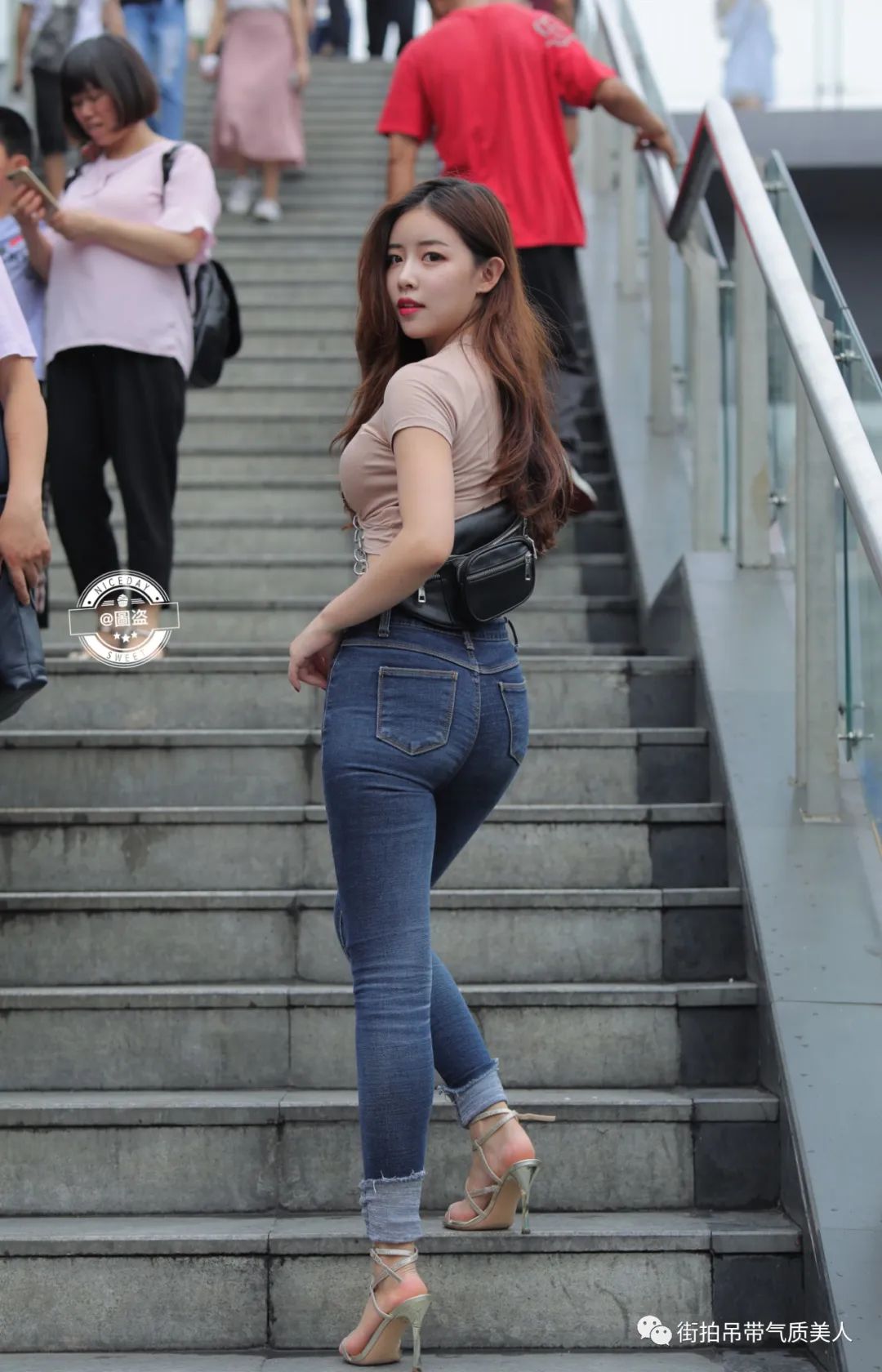 热门单品街拍_汇总街拍_街拍最火/