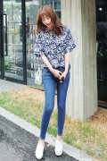 夏季韩国街拍 喜欢九分裤配小白鞋