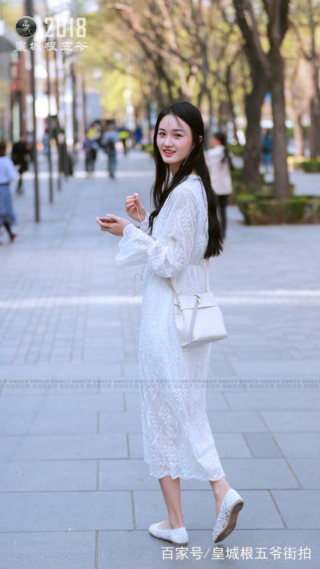 明星时尚街拍_街拍明星夏季穿搭图片_明星穿搭街拍/
