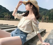 高腰加持让短裤穿出逆天大长腿