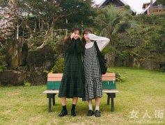 背带裙穿搭示范让你少女感十足