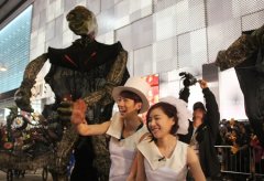 街拍我们结婚了亚当夫妇 回顾赵权孙