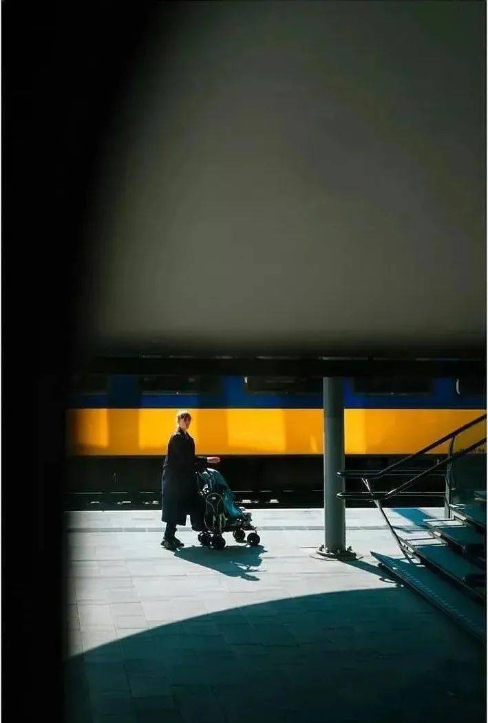 街拍城市夜景视频_街拍城市排名_城市街拍/