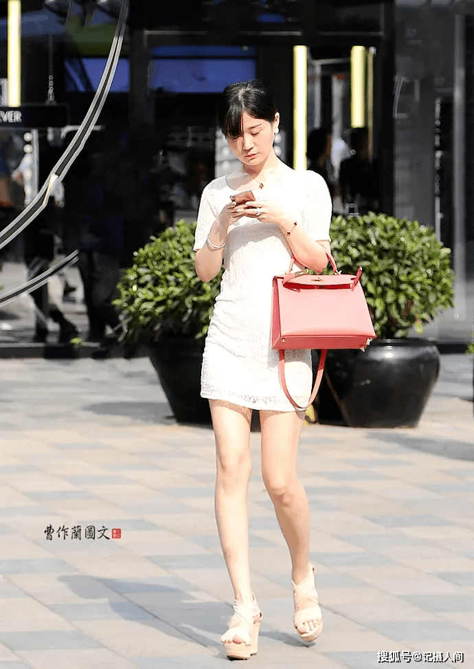 男士时尚搭配衣服街拍_时尚搭配街拍_最新冬装时尚搭配街拍/
