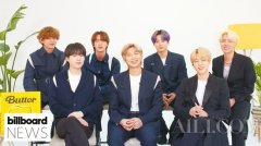 BTS穿着水果装现身街头似乎穿反了衣