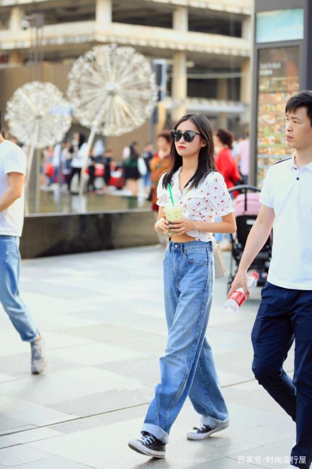 时尚搭配街拍_街拍搭配时尚图片_街拍搭配图/