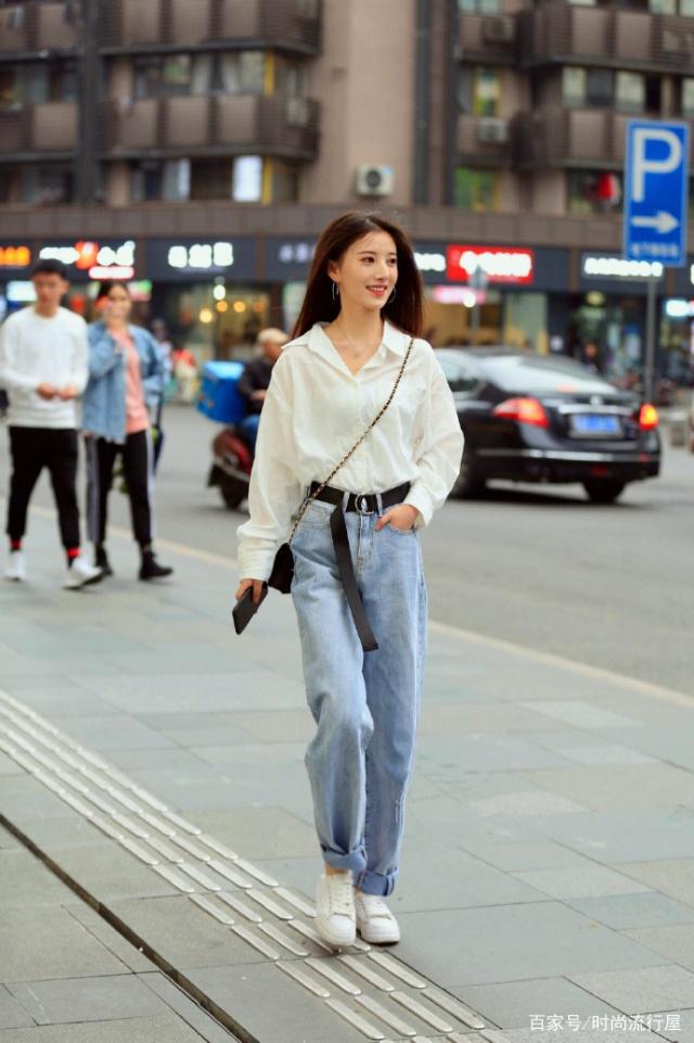 街拍搭配图_时尚搭配街拍_街拍搭配时尚图片/