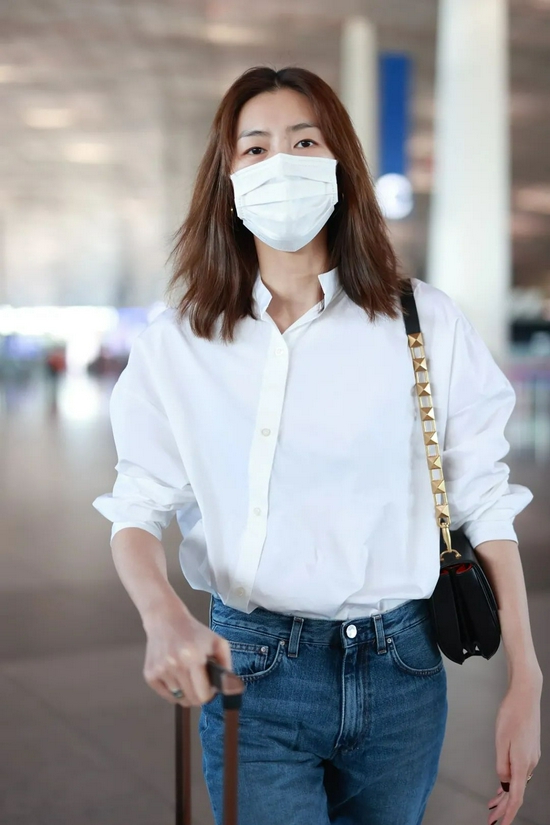 欧美明星街拍海报图_花粉网欧美明星街拍_欧美ins街拍博主