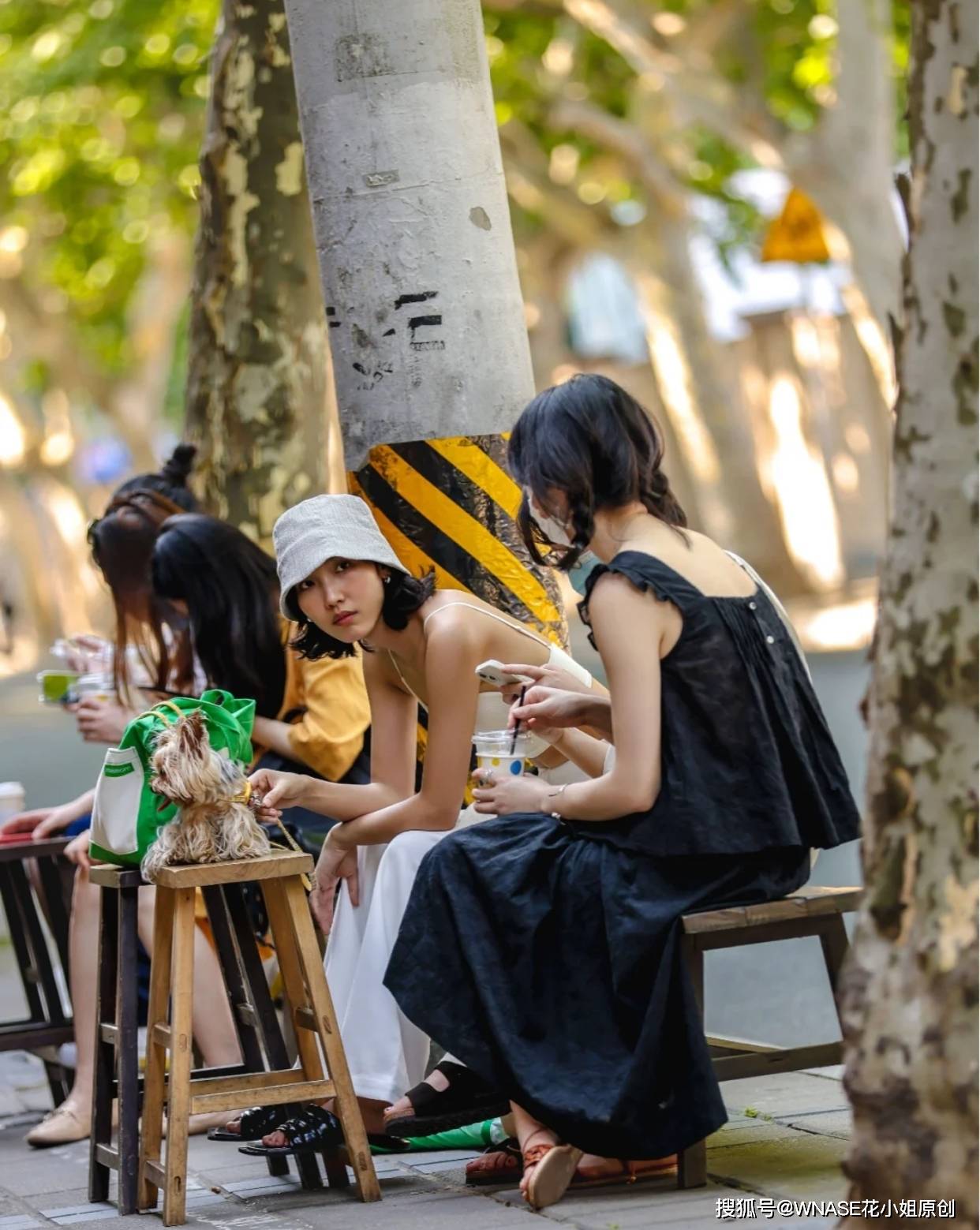时尚博主街拍最近_穿搭博主街拍_时尚博主街拍