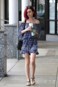 欧美明星六月最新街拍 夏天就爱帅气