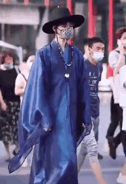 时尚博主街拍最近_时尚博主街拍_街拍时尚博主是谁