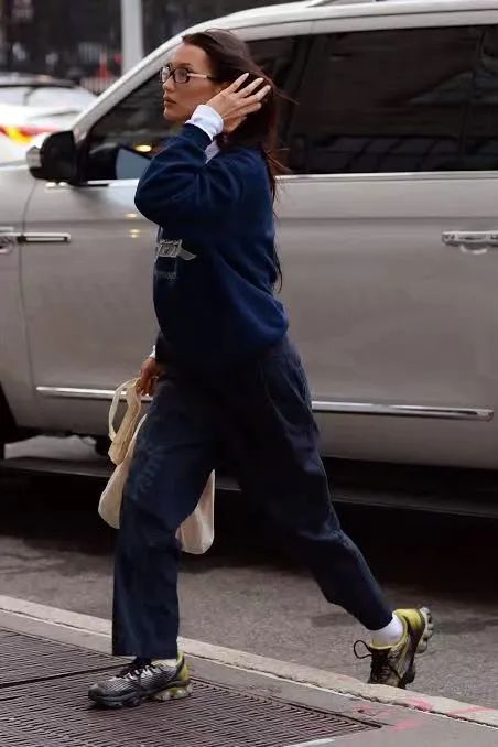 街拍价位_街拍最火_热门单品街拍