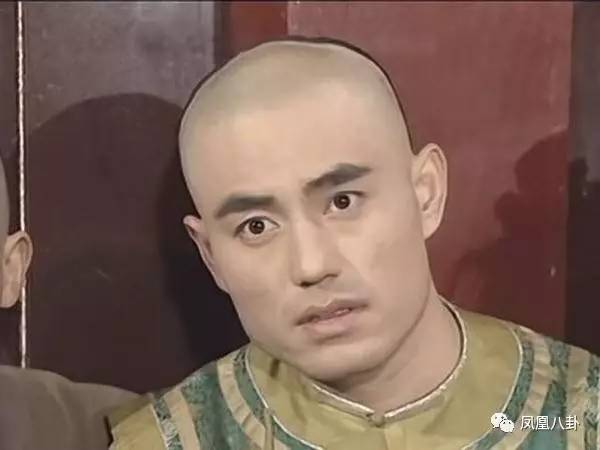 明星时尚街拍_明星穿搭街拍_明星街头穿搭