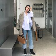 整容脸小姐姐的早秋街拍衣品值得借