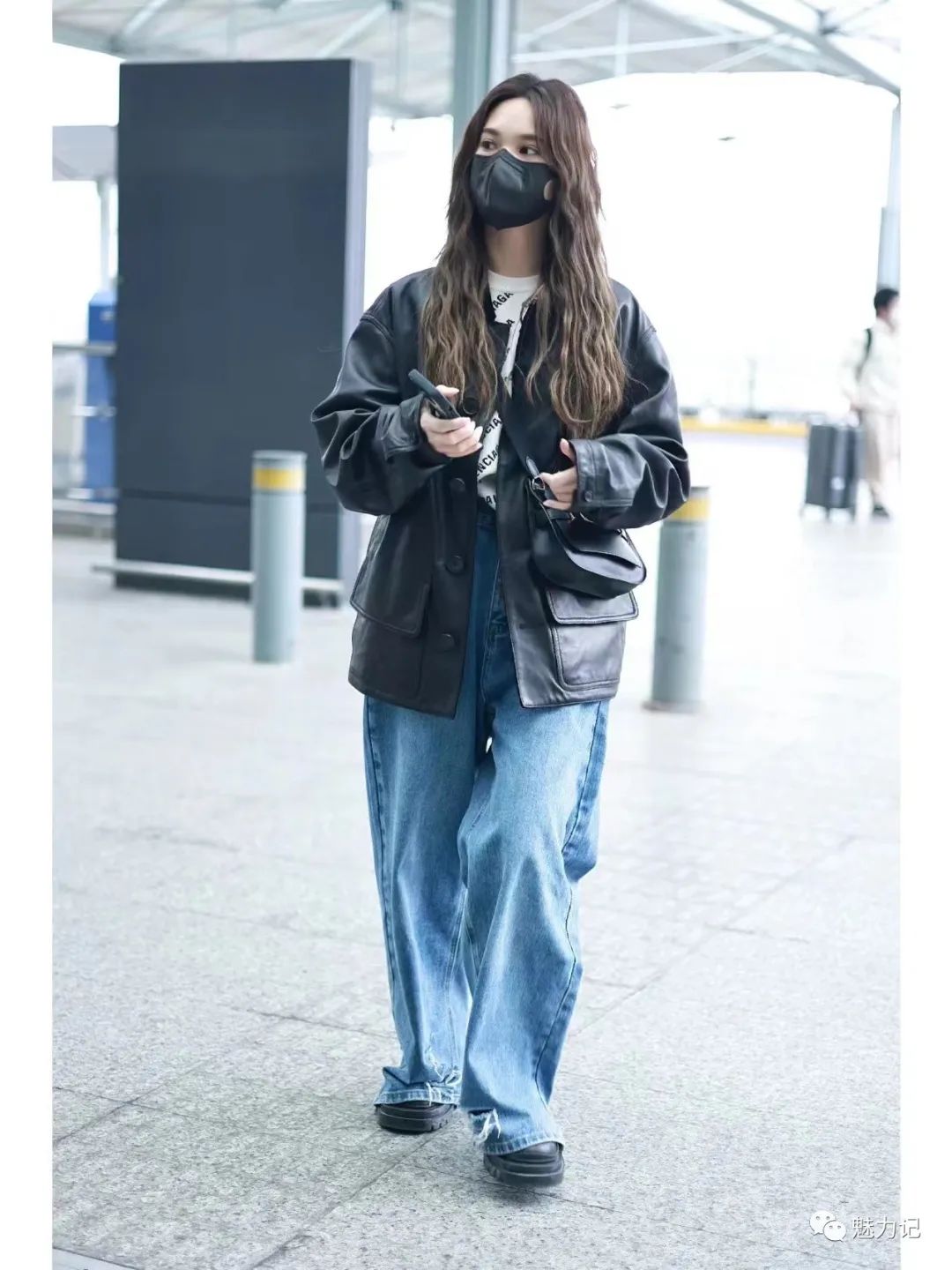 明星穿搭街拍_冬季明星街拍穿搭2018_街拍美女穿搭