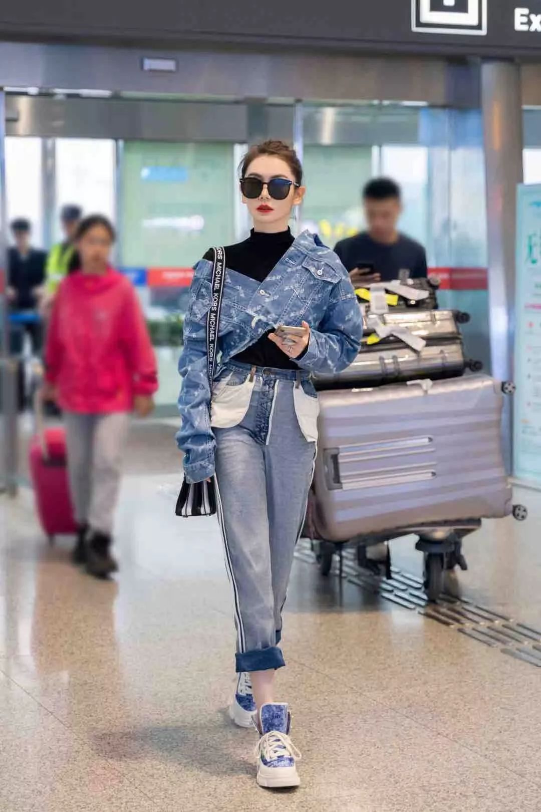 周迅街拍穿搭图片_明星穿搭街拍_街拍美女穿搭