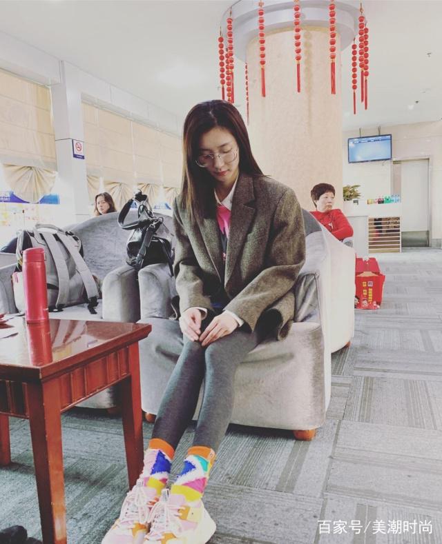 明星时尚街拍_明星穿搭街拍_街拍明星夏季穿搭图片