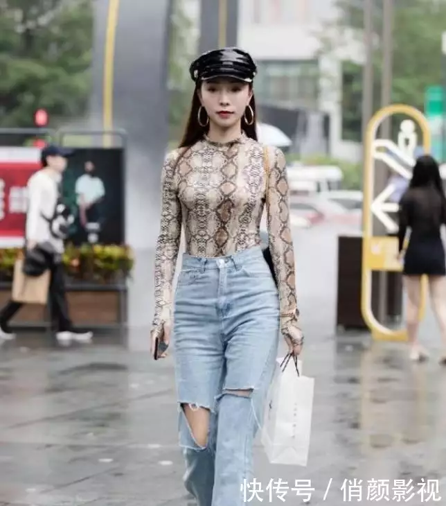 明星街头穿搭_街拍明星夏季穿搭图片_明星穿搭街拍