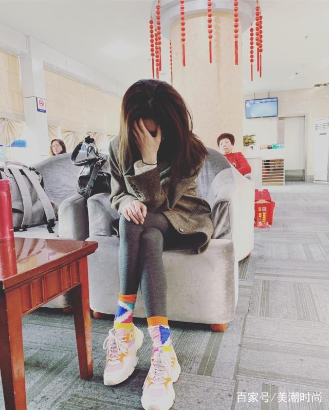 明星时尚街拍_街拍明星夏季穿搭图片_明星穿搭街拍