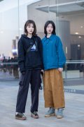 街拍8套舒适减龄穿搭穿出亮眼风骚美