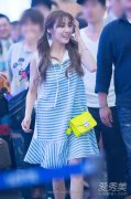 林允儿黄美英 韩国女星最新夏装搭配