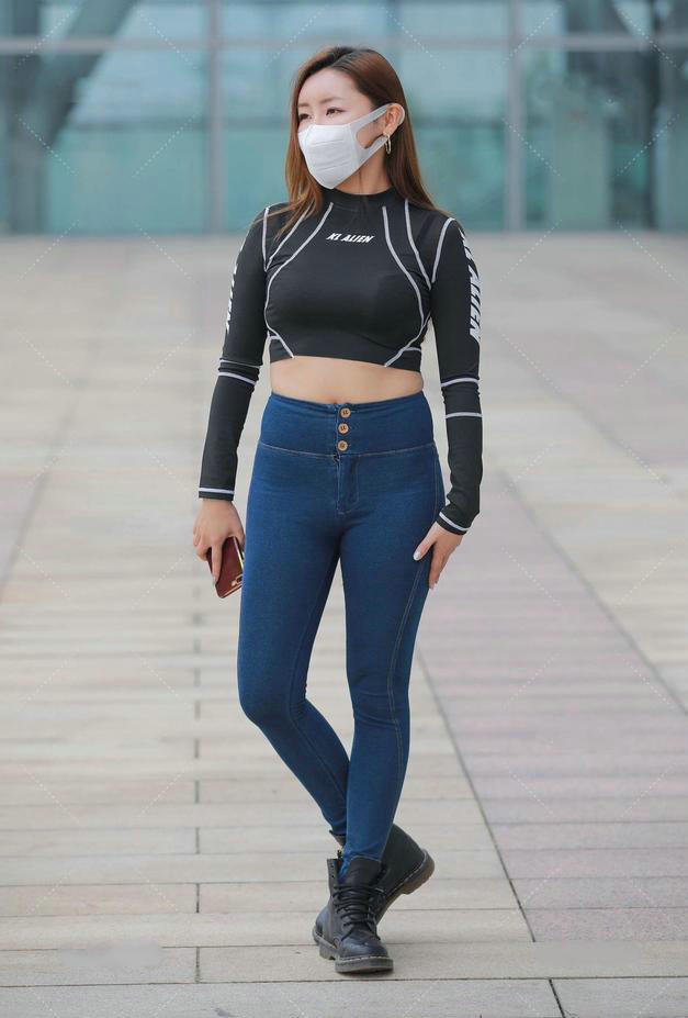 时尚搭配街拍_街拍搭配时尚图片_街拍搭配时尚的衣服