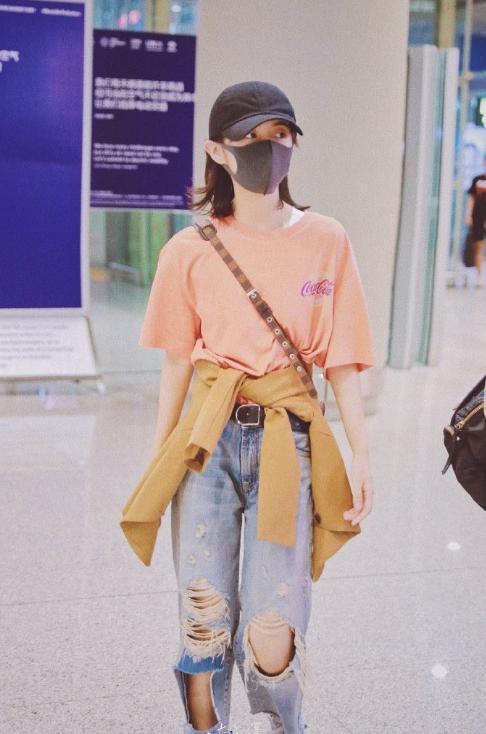 明星街拍穿搭造型示范_明星穿搭街拍_成都美女穿搭街拍