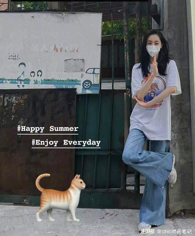 明星穿搭街拍_冬季明星街拍穿搭2018_欧美达人街拍穿搭示范