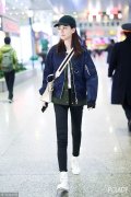 关晓彤和吴昕的穿搭这么受欢迎明星