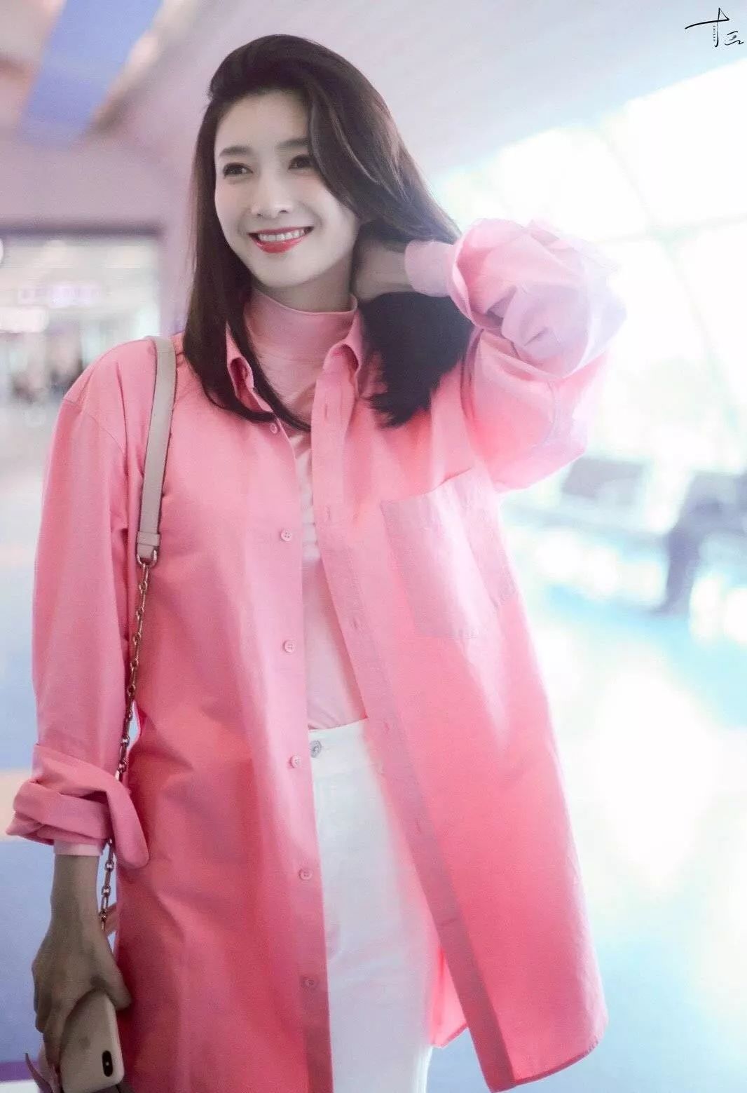 明星穿搭街拍_街拍美女穿搭_周迅街拍穿搭图片