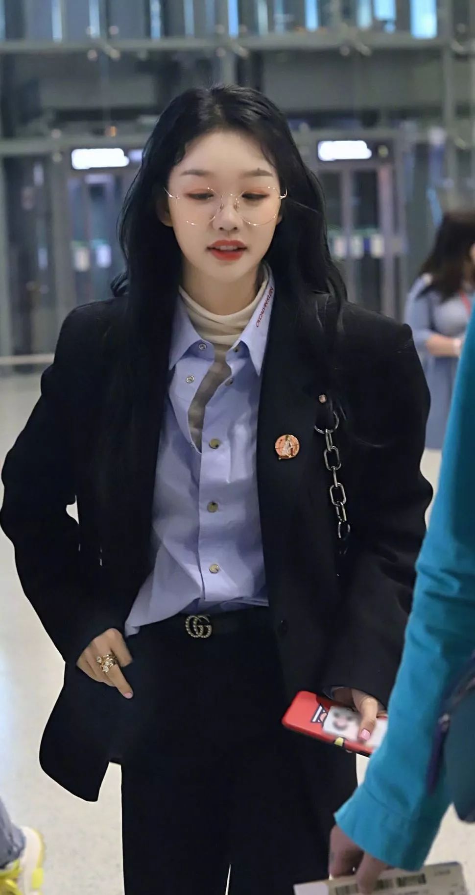 周迅街拍穿搭图片_街拍美女穿搭_明星穿搭街拍