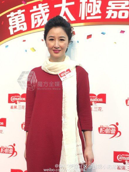 明星穿搭街拍_成都美女穿搭街拍_宋慧乔街拍穿搭图片
