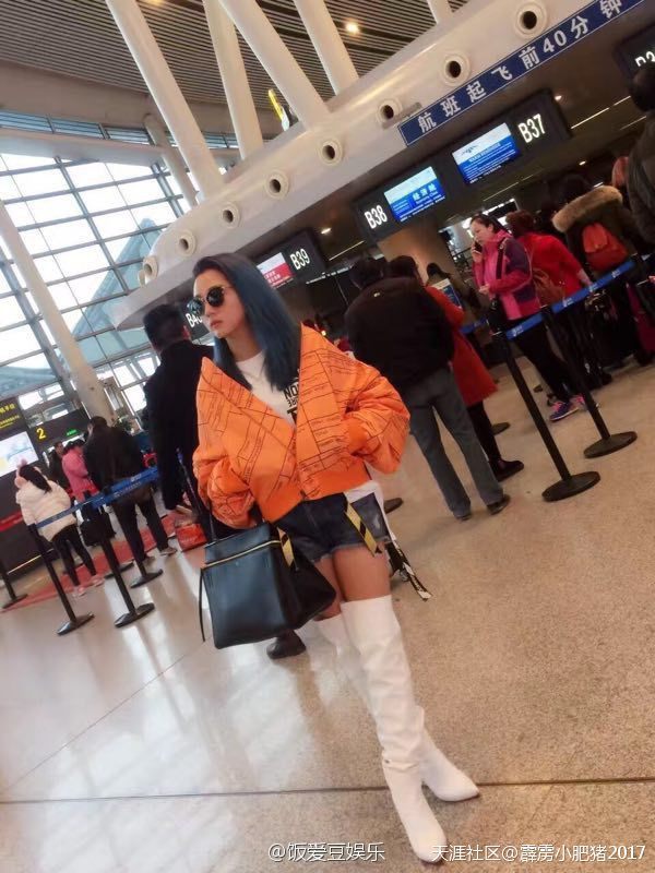 明星穿搭街拍_成都美女穿搭街拍_宋慧乔街拍穿搭图片