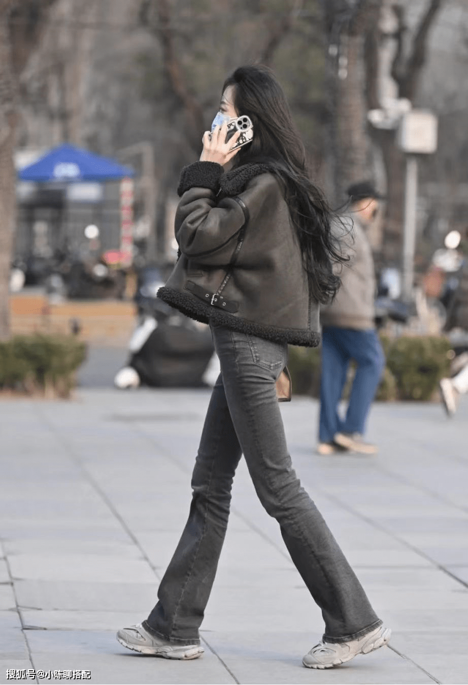时尚博主街拍_街拍时尚达人_时尚街拍网