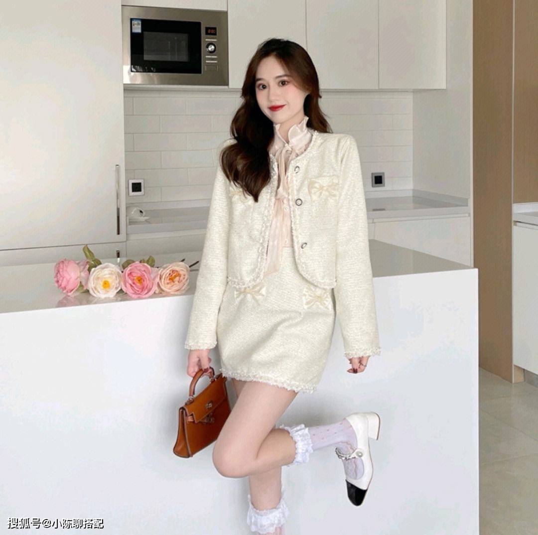 时尚博主街拍_街拍时尚达人_时尚街拍网