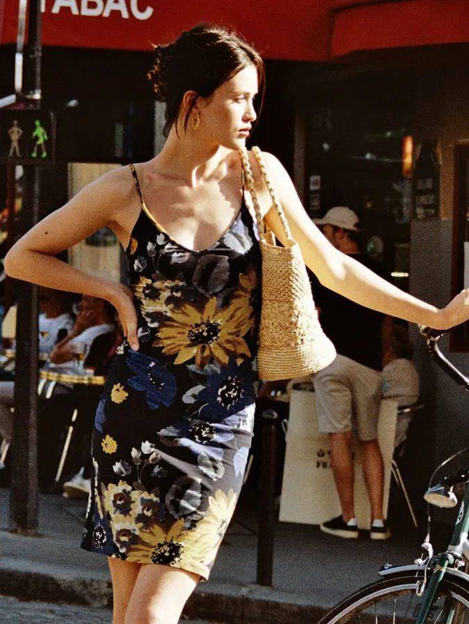 街拍时尚博主有哪些_时尚博主街拍_时尚博主街拍最近