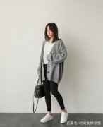 经典黑白组合街拍专家教你如何搭配