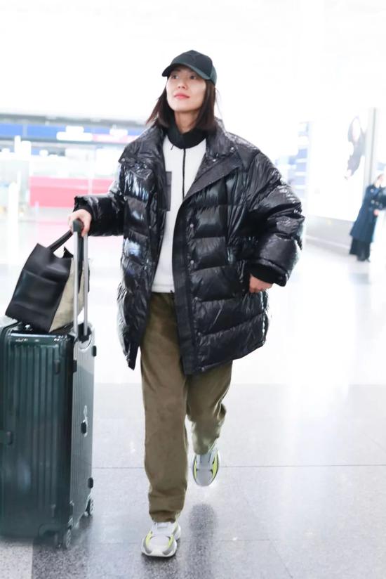 明星时尚街拍_明星穿搭街拍_街拍明星夏季穿搭图片