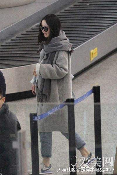 成都美女穿搭街拍_明星穿搭街拍_宋慧乔街拍穿搭图片